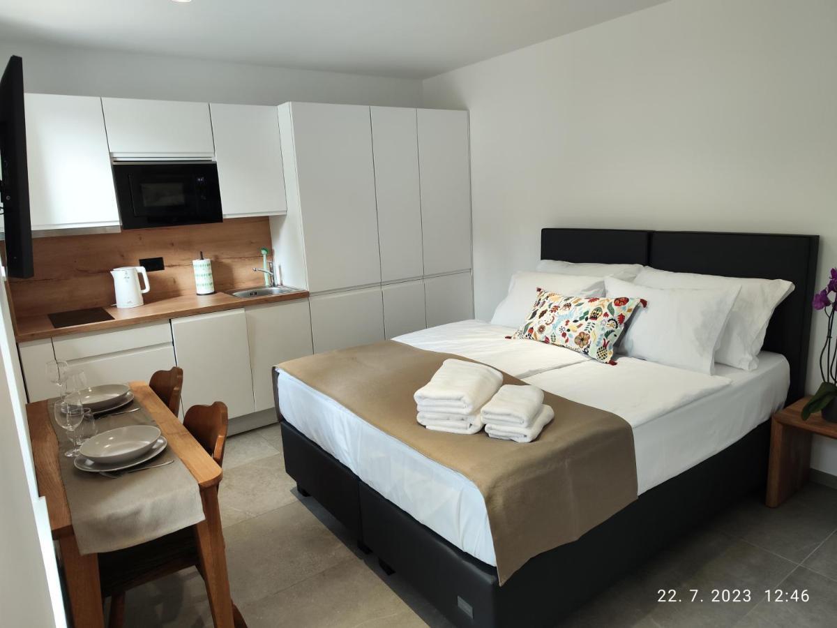 Lucka Bled Apartment Bagian luar foto